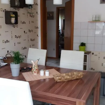 Ferienwohnung Haus Monty Apartment